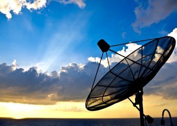 Fallo a favor del Estado obligaría a pagar más de $4.8 billones a operadores de comunicación móvil en Colombia